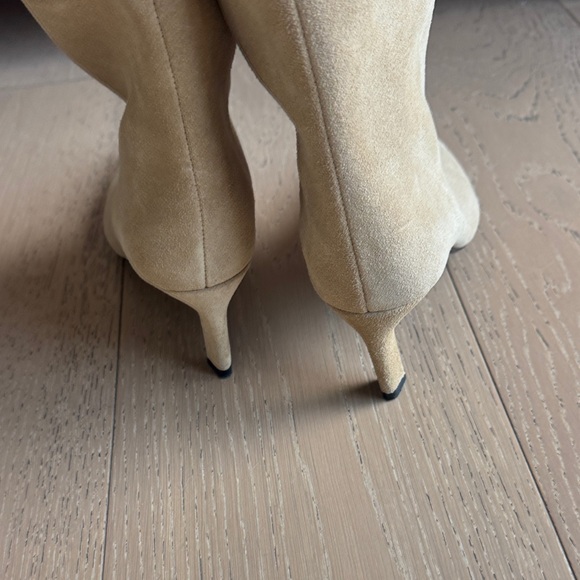 NEW! Zara Beige Heeled Boots - Picture 3 of 5